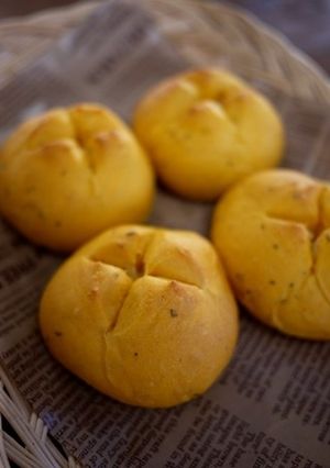 フレッシュトマトとバジルのパン-レシピのメイン写真