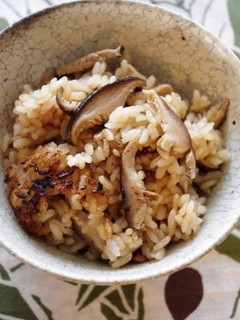 干し椎茸だけの簡単炊き込みご飯-レシピのメイン写真