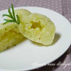 รูปของ ❀ルクエで♪ハーブ香るポテトもち❀