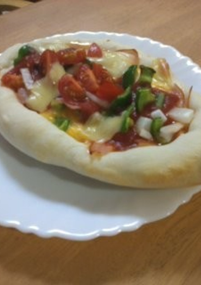 とろける卵のトルコ風ピザ-レシピのメイン写真