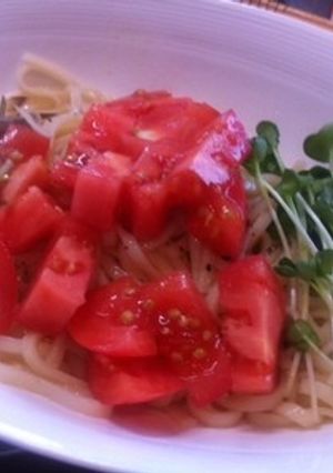 夏にぴったり！イタリアンサラダうどん-レシピのメイン写真