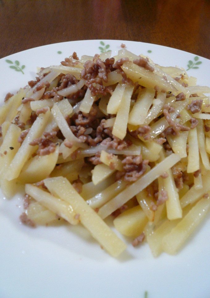 じゃがいもとひき肉炒め-レシピのメイン写真