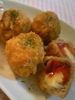 ミニトマトとチーズの豚肉巻きカツ-レシピのメイン写真