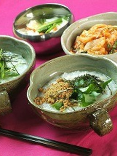 帆立とかにの韓国風金ごますりごまおかゆ-レシピのメイン写真