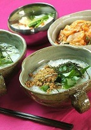 帆立とかにの韓国風金ごますりごまおかゆ-レシピのメイン写真