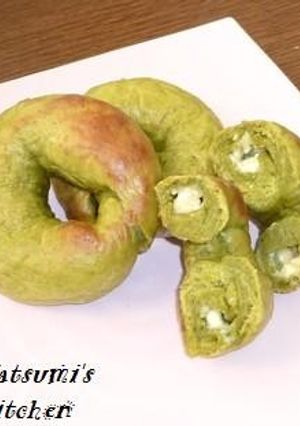 青汁で❤抹茶ミルクホワイトチョコベーグル-レシピのメイン写真