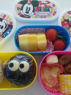 簡単キャラ弁☆まっくろくろすけ-レシピのメイン写真