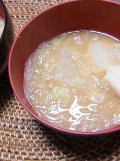 お味噌汁に春雨、意外と人気でした。-レシピのメイン写真