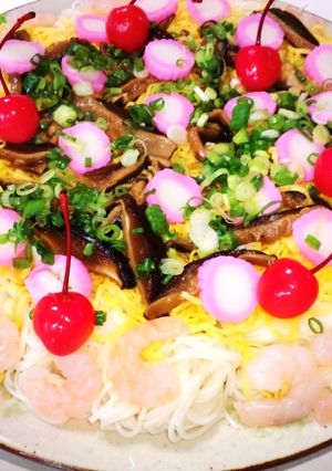 豪華に大皿で皆でワイワイ♪高知のそうめん-レシピのメイン写真