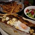 クシュバシュルピデ(角切り牛肉のピザ)