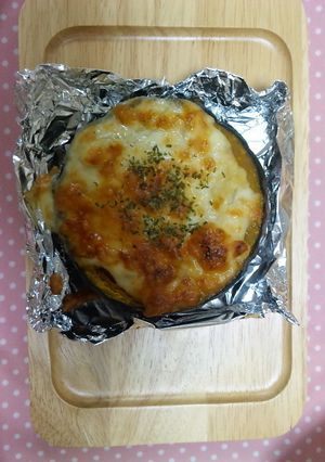 坊ちゃんかぼちゃの肉味噌グラタン♪-レシピのメイン写真