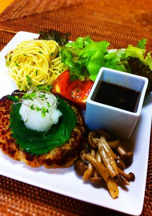 ヘルシー♪鶏のふわふわハンバーグ-レシピのメイン写真