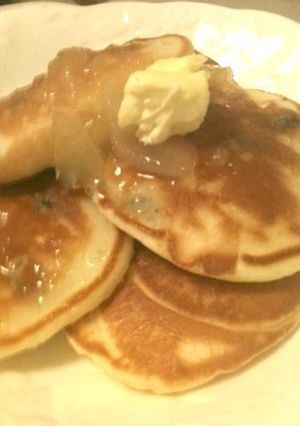 クリームチーズとラムレーズンホットケーキ-レシピのメイン写真