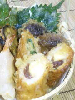 紫蘇と梅を添えたチーズ入りちくわ☆-レシピのメイン写真