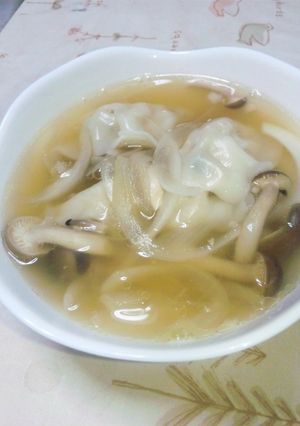簡単♪冷凍餃子でスープ♪-レシピのメイン写真