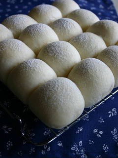 真っ白な♪ヨーグルトちぎりパン-レシピのメイン写真