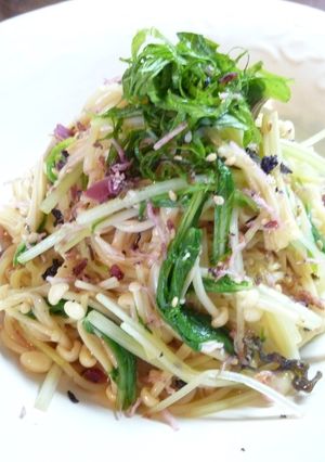 えのきと水菜の梅酢パスタ(o^-')b-レシピのメイン写真