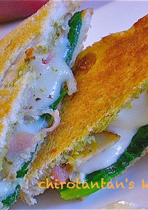 朝食に☆グリルドチーズwithベーコン☆-レシピのメイン写真