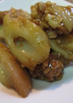 れんこんと鶏ひき肉の炒め煮-レシピのメイン写真