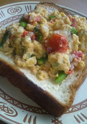 ヘルシー簡単！卵と野菜のオープンサンド☆-レシピのメイン写真