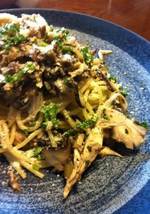 キノコたくさん！アンチョビでパスタ-レシピのメイン写真