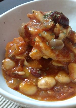 鶏手羽ときのこと大豆のトマト煮-レシピのメイン写真