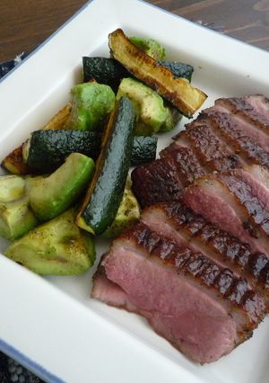 簡単すぎる燻製たち♪鴨肉-レシピのメイン写真