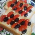トマトと黒豆のトースト♪