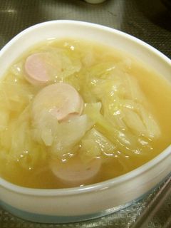 魚肉ソーセージとキャベツのスープ-レシピのメイン写真