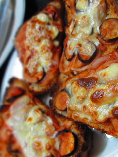朝食に!簡単ピザトースト-レシピのメイン写真
