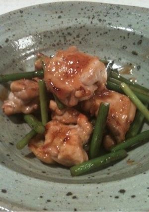 とり肉とニンニクの芽のオイスターマヨ炒め-レシピのメイン写真