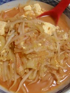 キムチみそ味で、豆腐ともやしを味つけ-レシピのメイン写真