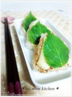 ✿明太マヨソースで♡チーズ焼きおにぎり✿-レシピのメイン写真