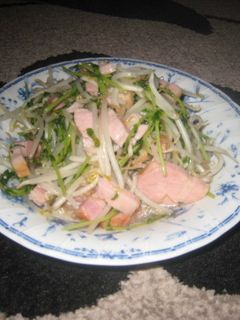 豆苗ともやしのベーコン炒め-レシピのメイン写真
