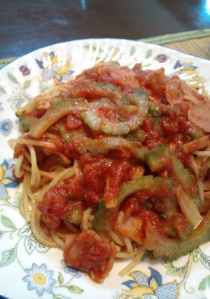 ゴーヤとトマトのパスタ-レシピのメイン写真