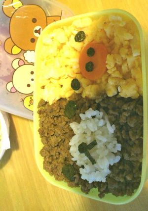 そぼろごはんで＊簡単リラックマ弁当-レシピのメイン写真