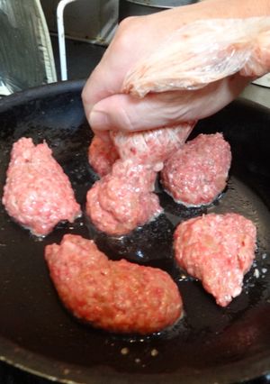 生肉にさわらないで作る！お手軽ハンバーグ-レシピのメイン写真
