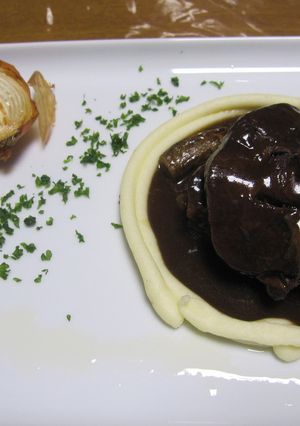牛モモ 赤ワイン煮込み　-レシピのメイン写真