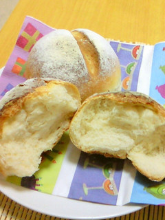 HBで簡単に☆全粒粉のミルキー丸パン-レシピのメイン写真
