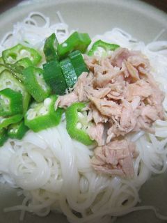 オクラ & ツナ(シーチキン)のそうめん-レシピのメイン写真