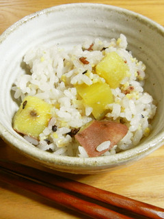 十六雑穀の『さつまいもご飯』-レシピのメイン写真