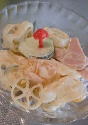 母が作ってくれた魚肉ソーセージ入りサラダ-レシピのメイン写真