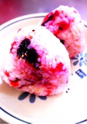 梅チーズおにぎり-レシピのメイン写真