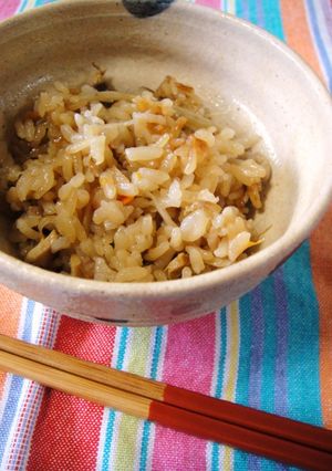 秋☆彼も大好き☆鳥ごぼう炊き込みご飯-レシピのメイン写真