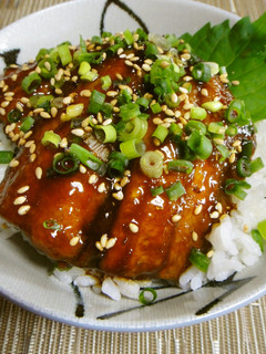 旬のさんまを使った男の蒲焼きのっけ丼-レシピのメイン写真