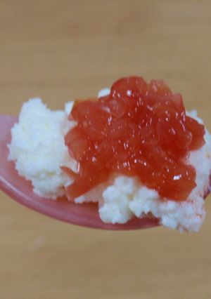 離乳食中期(7〜8ヶ月)トマト&チーズ-レシピのメイン写真