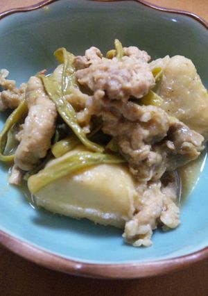 豚と里芋とささげのごま味噌煮-レシピのメイン写真