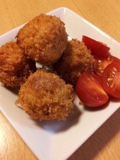 塩っけが美味しい!鮭フレークdeコロッケ-レシピのメイン写真