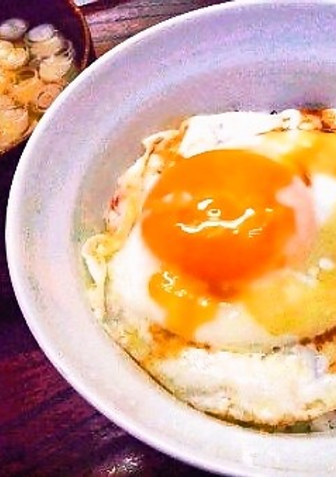 箸が止まらない！至高の目玉焼き丼-レシピのメイン写真