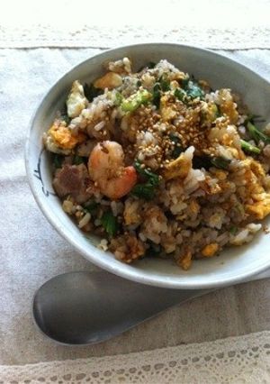 セロリの葉*やみつきチャーハン♥-レシピのメイン写真